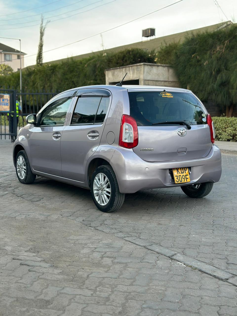 TOYOTA PASSO