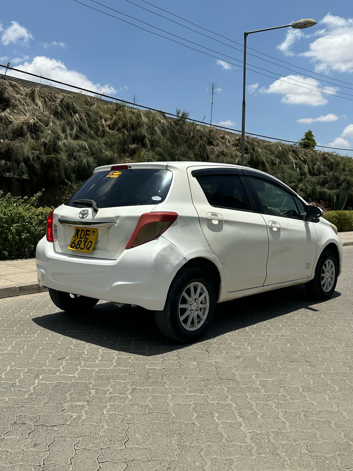 TOYOTA VITZ