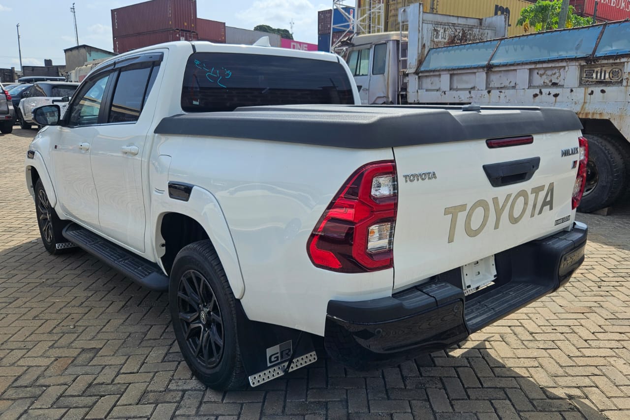 HILUX GR SORTS EDITION DOUBLE CAB