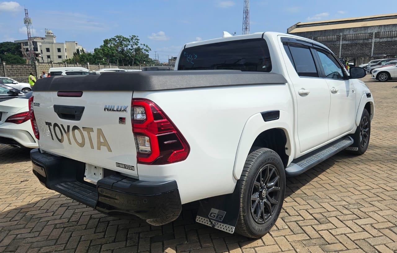 HILUX GR SORTS EDITION DOUBLE CAB