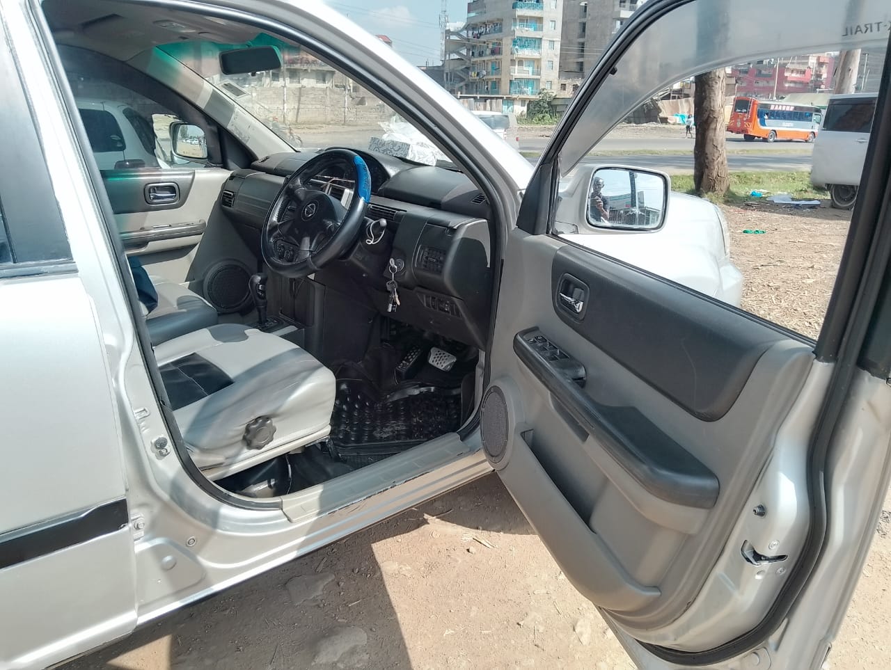 NISSAN XTRAIL
