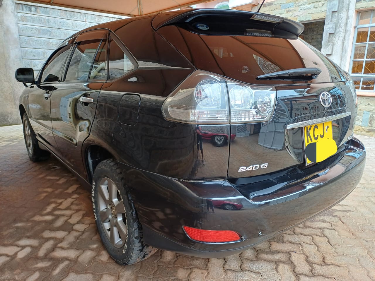 TOYOTA HARRIER