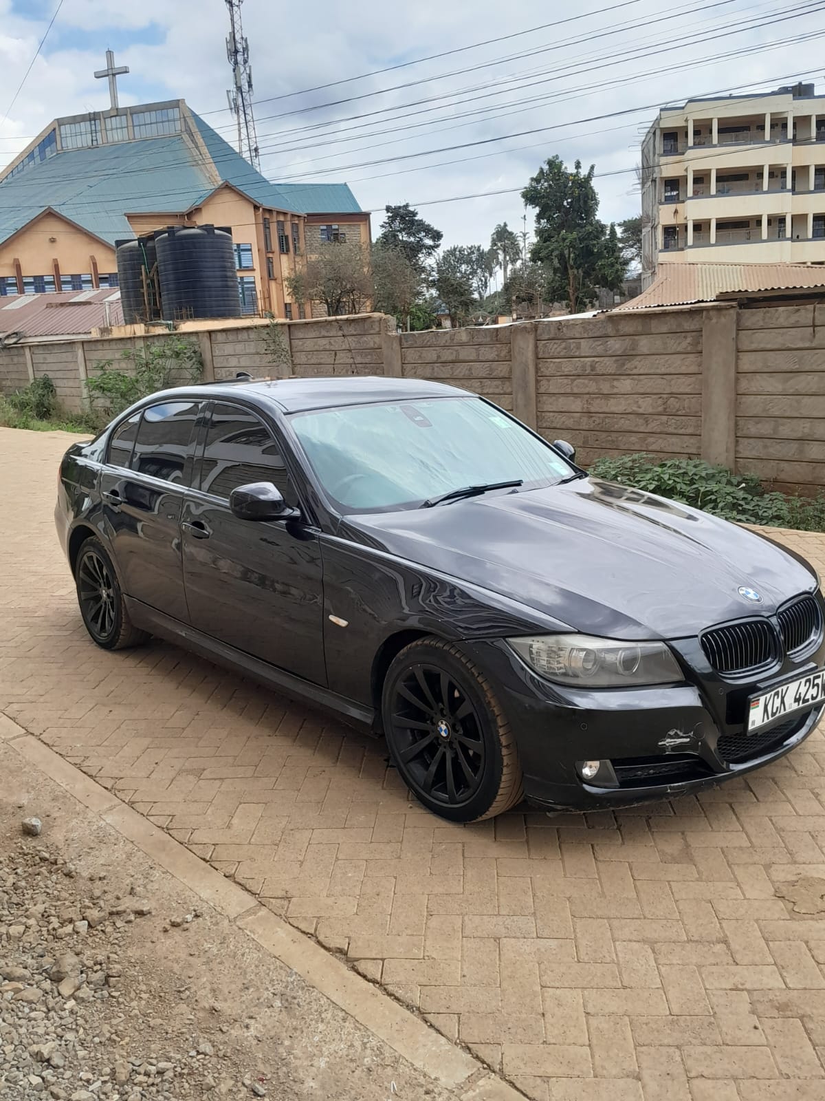 BMW 320I