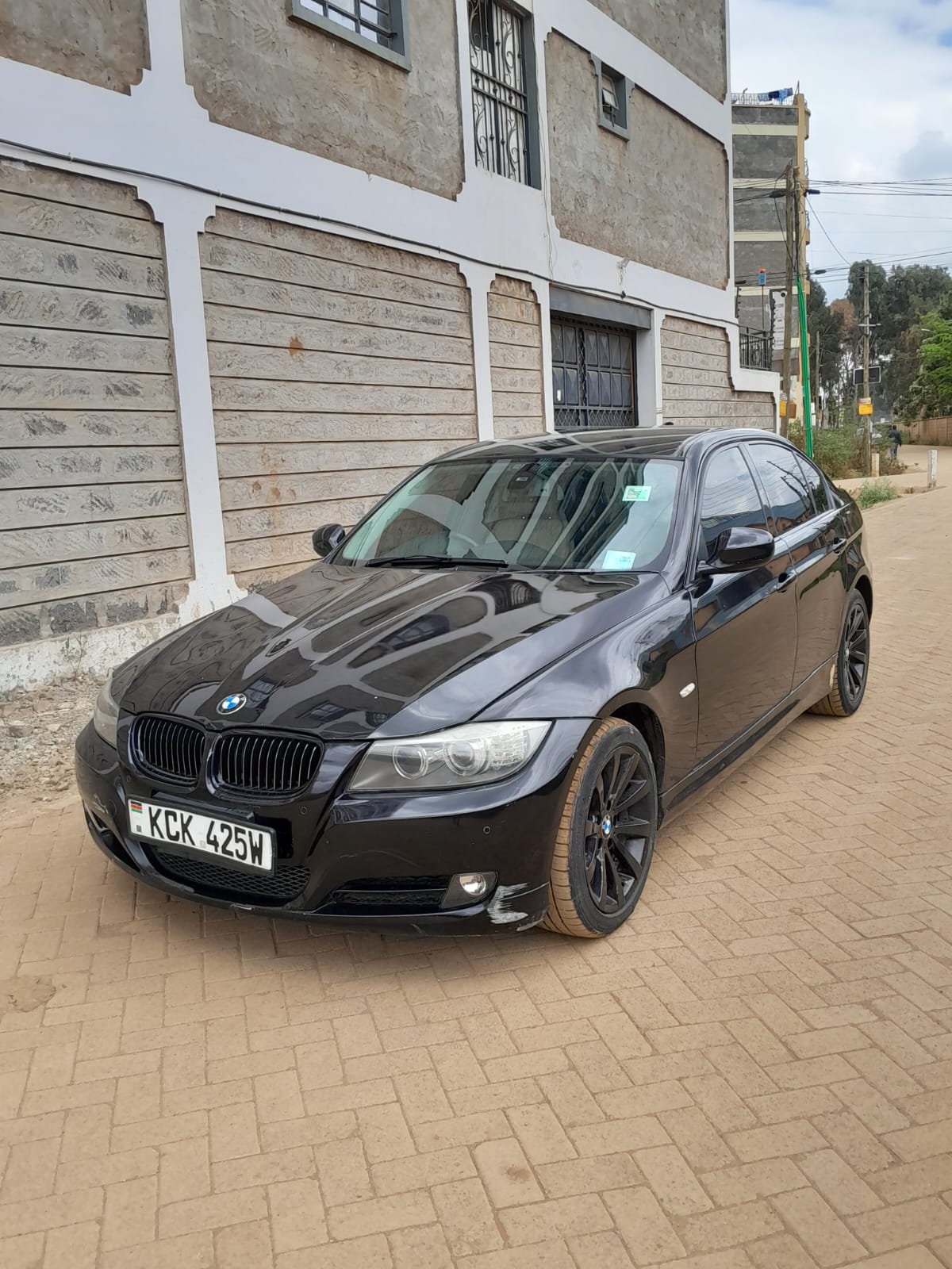 BMW 320I