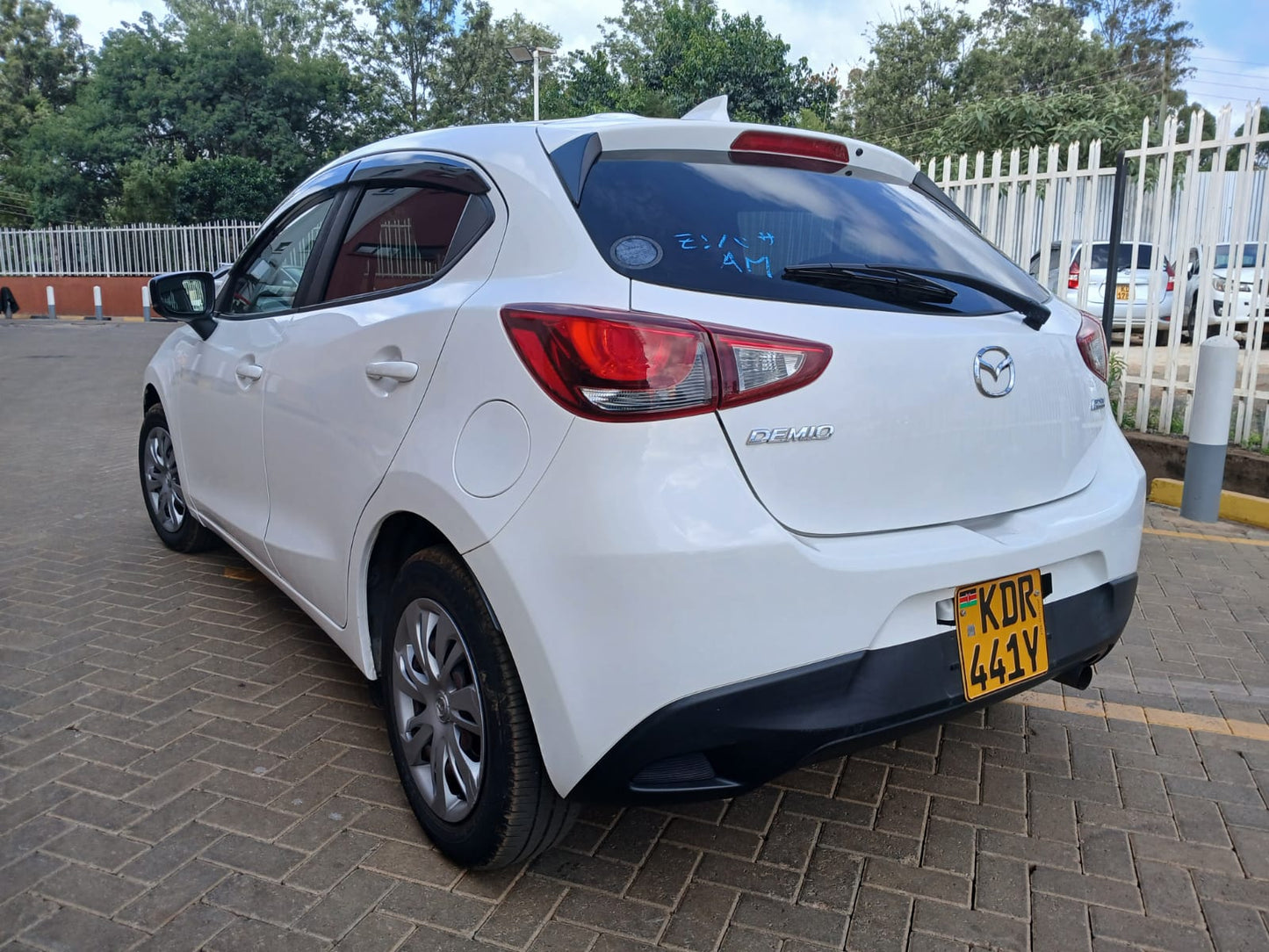 MAZDA DEMIO