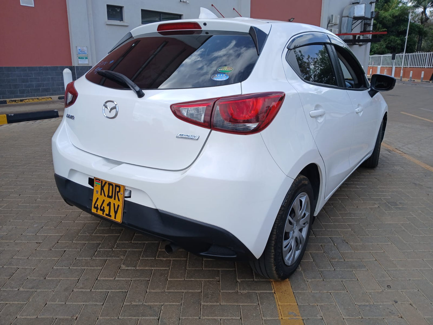 MAZDA DEMIO