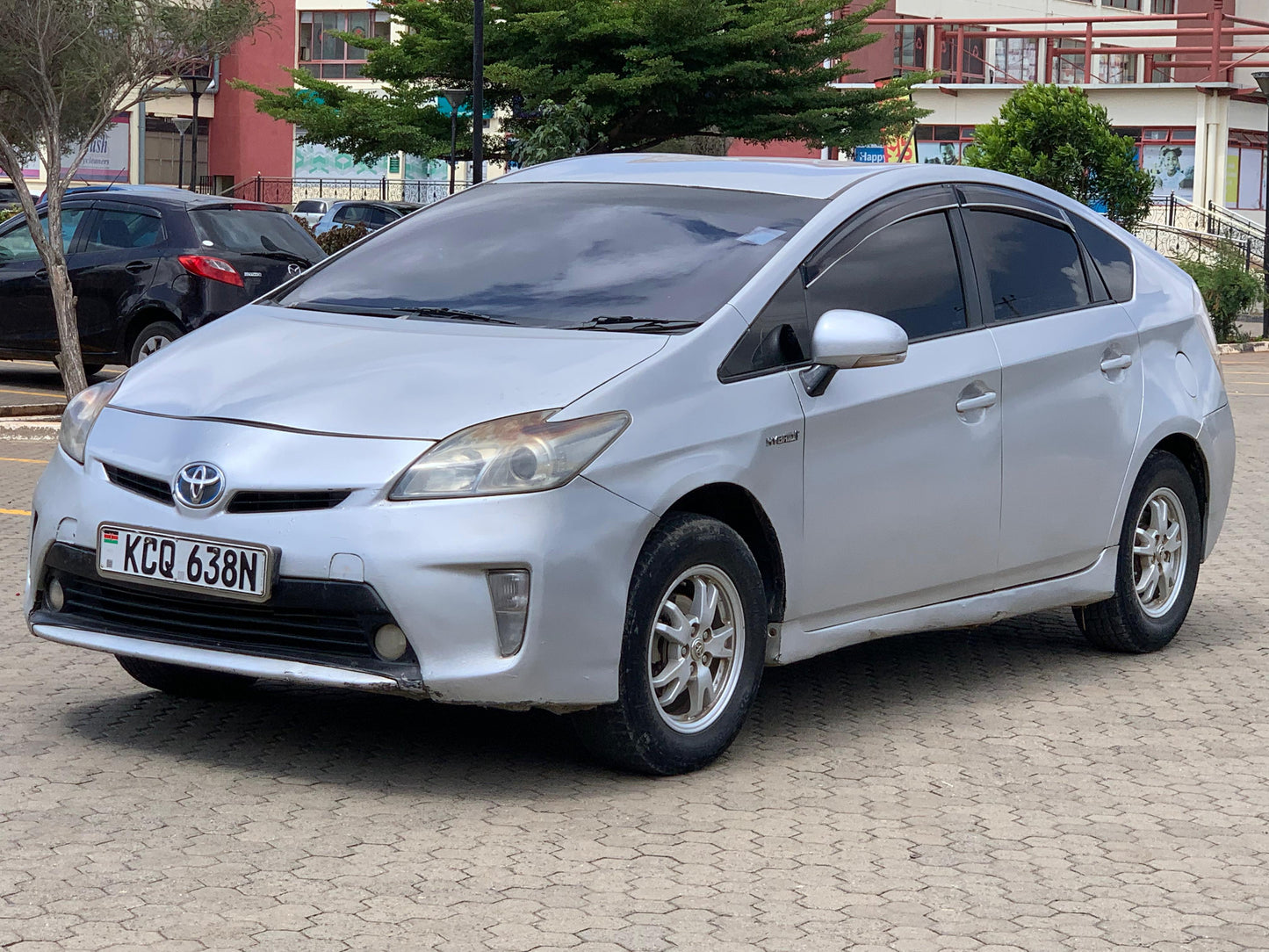 TOYOTA PRIUS