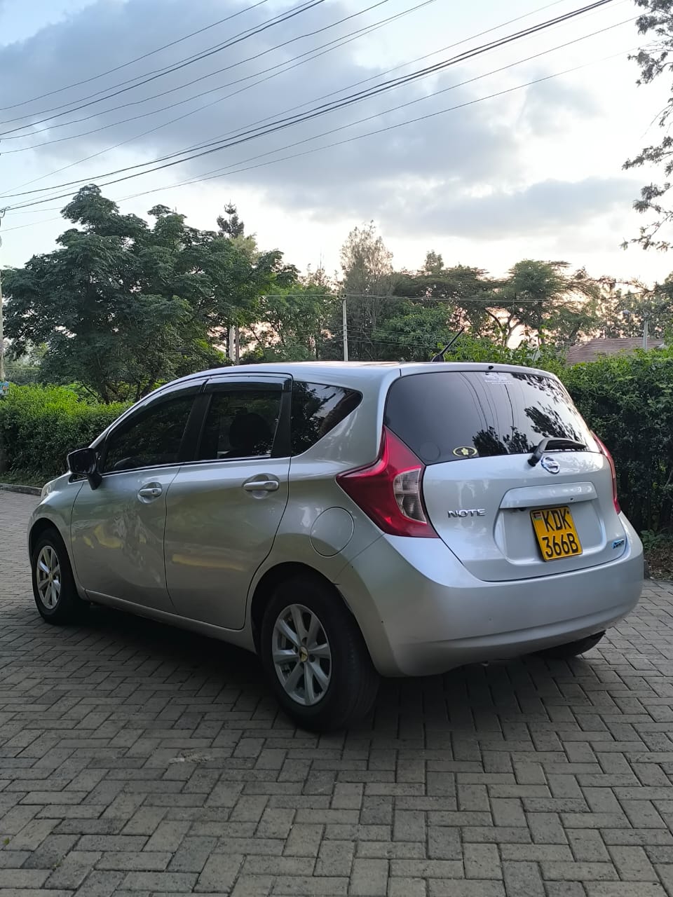 NISSAN NOTE