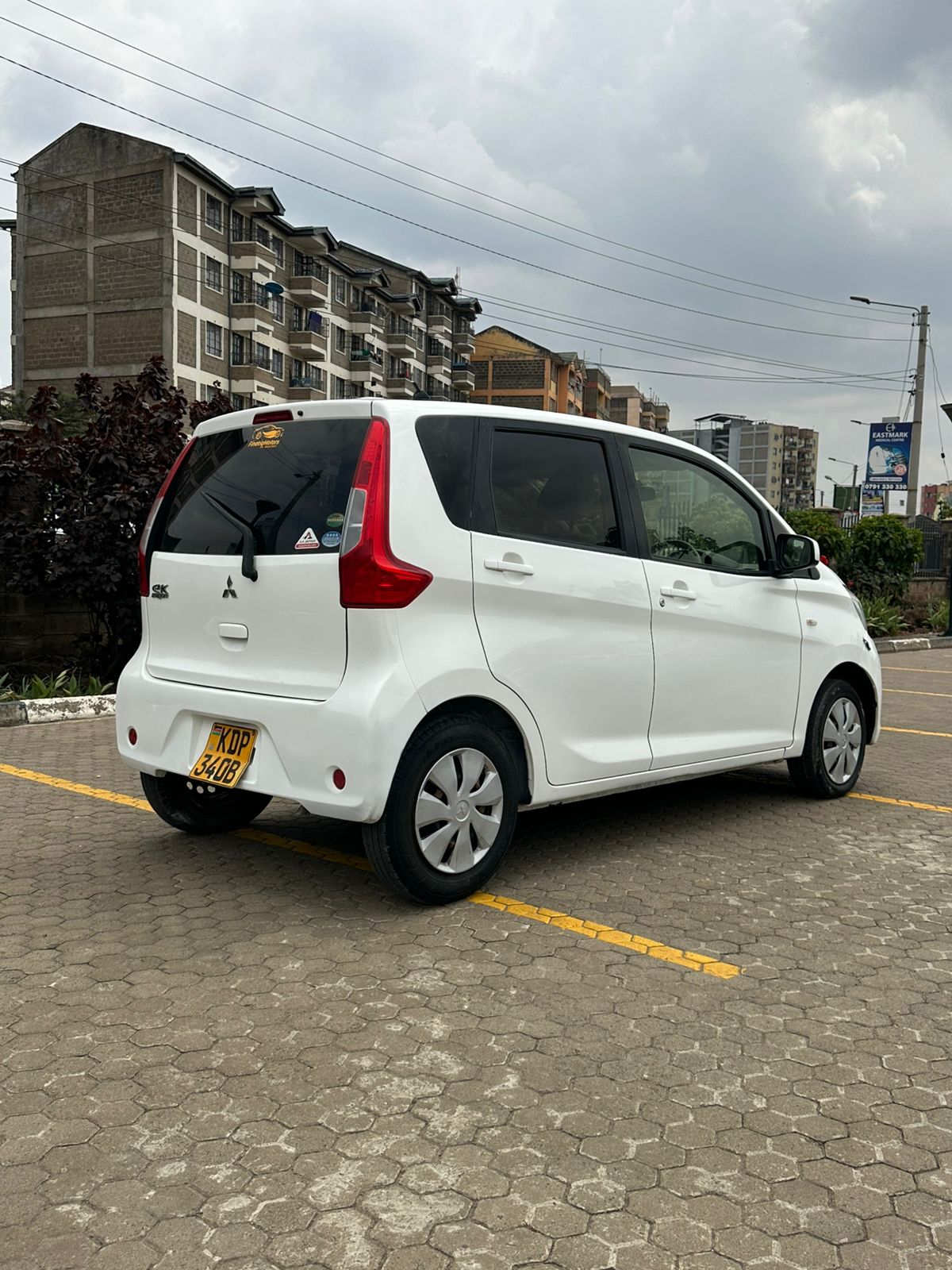 MITSUBISHI EK WAGON
