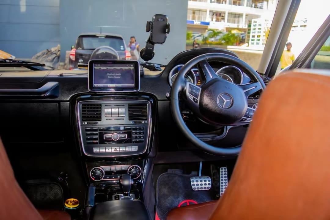MERCEDES BENZ G350d