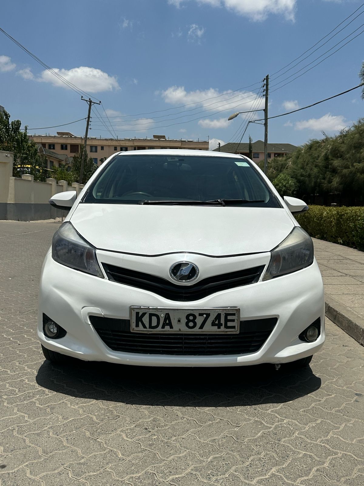 TOYOTA VITZ